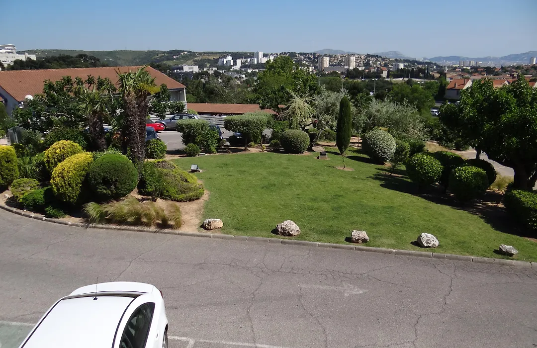 Campanile Nature - Marseille Saint-Antoine-1